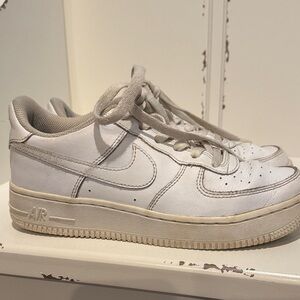 Nike Air Force 1 White Sneakers youth 5
